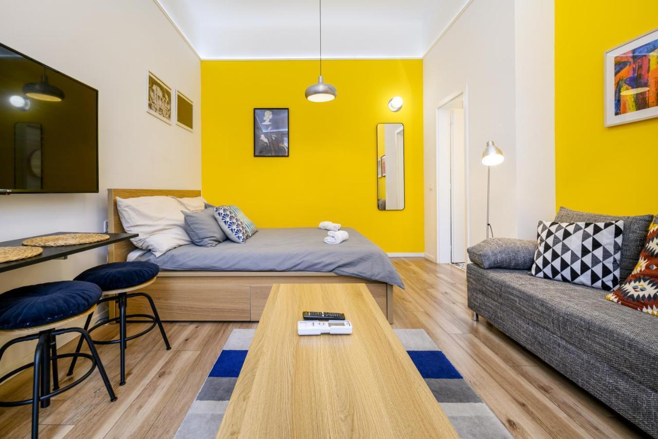 Stylish Yellow Suite In The Heart Of Budapest Ngoại thất bức ảnh