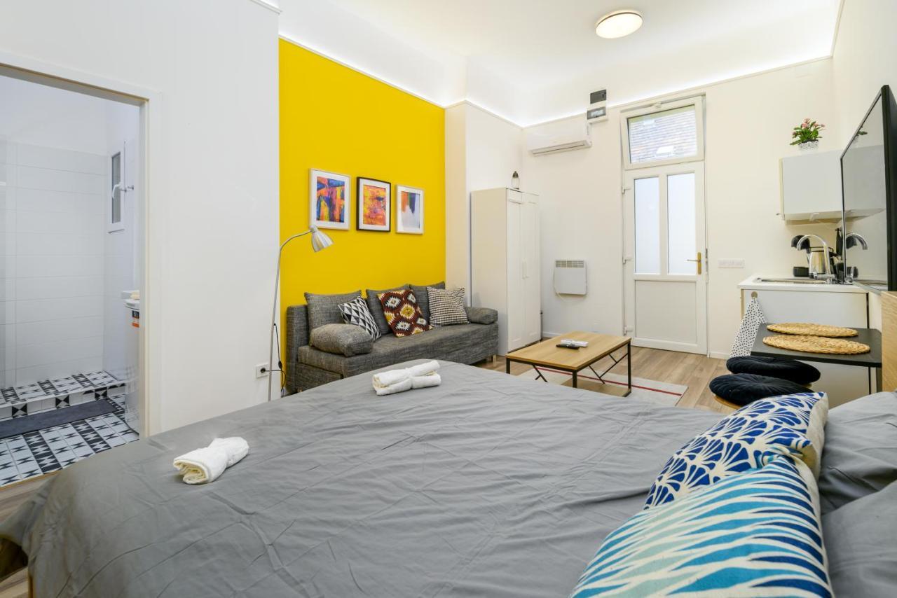 Stylish Yellow Suite In The Heart Of Budapest Ngoại thất bức ảnh