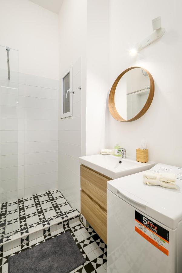 Stylish Yellow Suite In The Heart Of Budapest Ngoại thất bức ảnh
